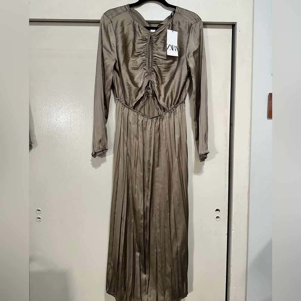 Long sleeve dress